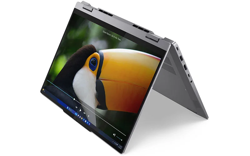 Un PC portable hybride mobile et performant